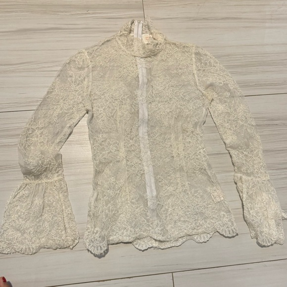 Stone cold fox white lace turtleneck top size 1 - Picture 1 of 5